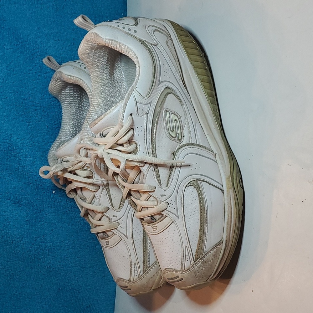 SKECHERS Shape Ups 12322 White Rocker Athletic Sneakers Toning Women's Size 9